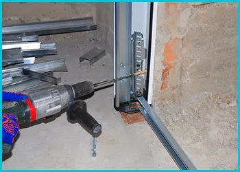 Capitol Garage Door Repair Service Milwaukee, WI 262-324-4097 Capitol Garage Door Repair Service Milwaukee, WI 262-324-4097 - garage-door-repair